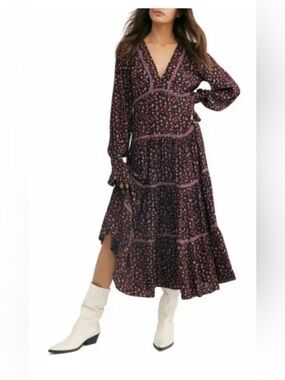midi polka dot dresses Kristen Georgette Midi Dress in Polka Dot Navy